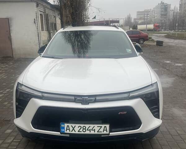 Белый Шевроле Blazer EV, объемом двигателя 0 л и пробегом 20 тыс. км за 34300 $, фото 17 на Automoto.ua