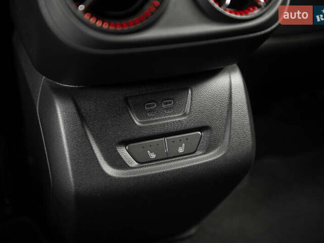 Белый Шевроле Blazer EV, объемом двигателя 0 л и пробегом 1 тыс. км за 35900 $, фото 55 на Automoto.ua