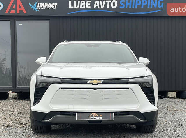 Белый Шевроле Blazer EV, объемом двигателя 0 л и пробегом 5 тыс. км за 31900 $, фото 2 на Automoto.ua