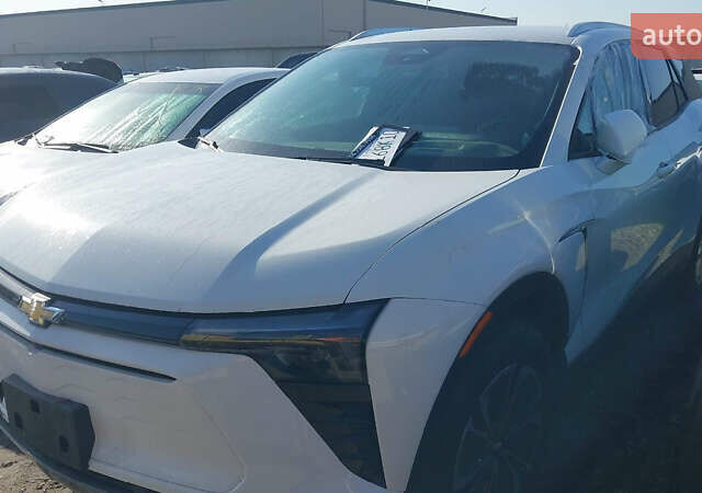 Білий Шевроле Blazer EV, об'ємом двигуна 0 л та пробігом 1 тис. км за 27999 $, фото 3 на Automoto.ua