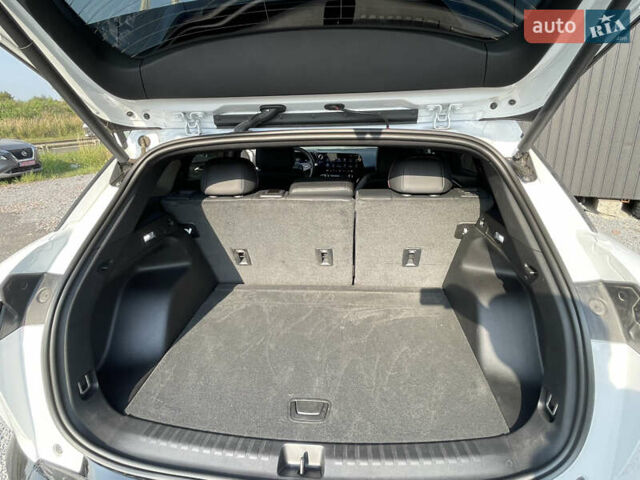 Білий Шевроле Blazer EV, об'ємом двигуна 0 л та пробігом 7 тис. км за 33200 $, фото 11 на Automoto.ua