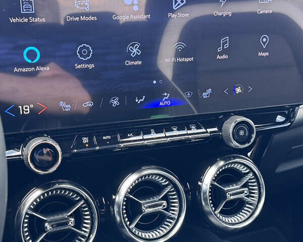 Белый Шевроле Blazer EV, объемом двигателя 0 л и пробегом 3 тыс. км за 32490 $, фото 20 на Automoto.ua