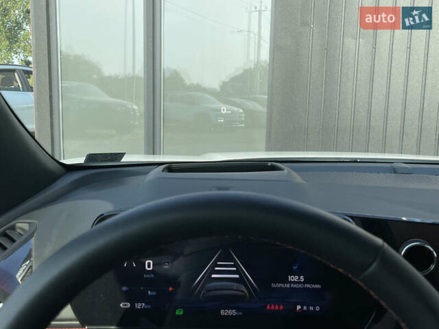 Білий Шевроле Blazer EV, об'ємом двигуна 0 л та пробігом 7 тис. км за 33200 $, фото 9 на Automoto.ua