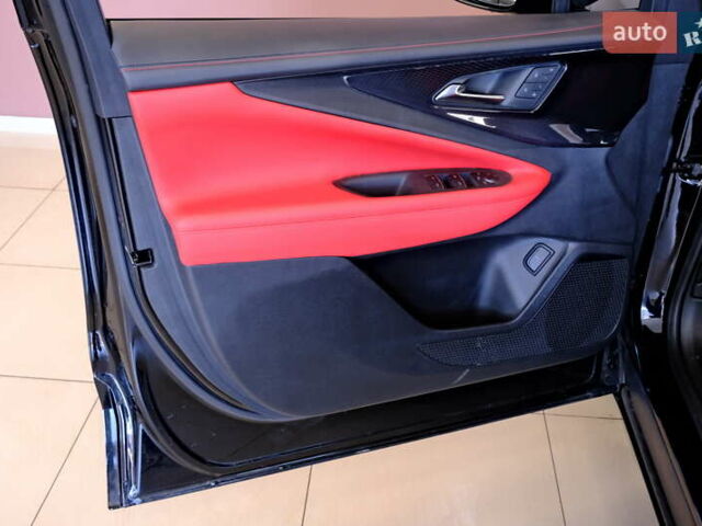 Чорний Шевроле Blazer EV, об'ємом двигуна 0 л та пробігом 5 тис. км за 33900 $, фото 31 на Automoto.ua