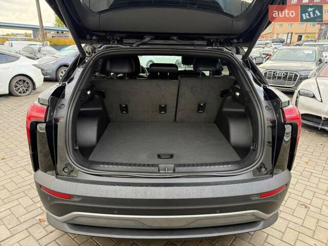 Черный Шевроле Blazer EV, объемом двигателя 0 л и пробегом 2 тыс. км за 27900 $, фото 7 на Automoto.ua