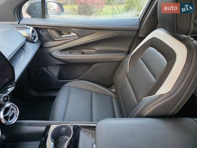 Черный Шевроле Blazer EV, объемом двигателя 0 л и пробегом 22 тыс. км за 29800 $, фото 19 на Automoto.ua