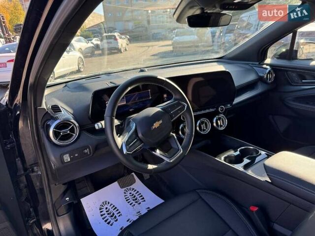 Шевроле Blazer EV 2024 в Луцке на Automoto.ua Черный Шевроле Blazer EV, объемом двигателя 0 л и пробегом 2 тыс. км за 27500 $, фото 21 на Automoto.ua