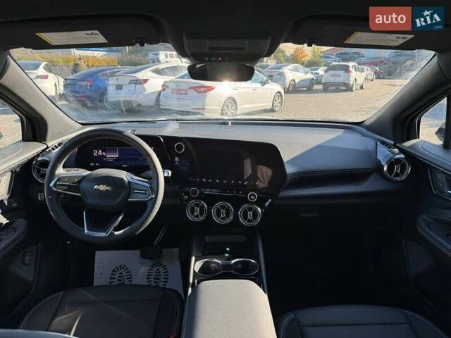 Шевроле Blazer EV 2024 в Луцке на Automoto.ua Черный Шевроле Blazer EV, объемом двигателя 0 л и пробегом 2 тыс. км за 27500 $, фото 20 на Automoto.ua