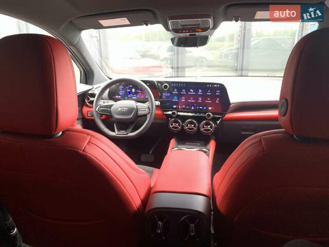 Красный Шевроле Blazer EV, объемом двигателя 0 л и пробегом 10 тыс. км за 35500 $, фото 13 на Automoto.ua