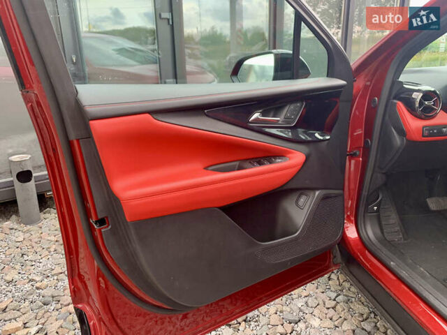 Красный Шевроле Blazer EV, объемом двигателя 0 л и пробегом 10 тыс. км за 35500 $, фото 9 на Automoto.ua