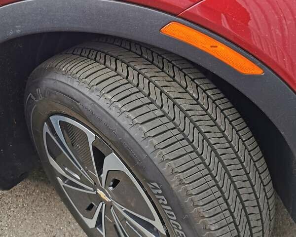 Шевроле Blazer EV 2024 в Киеве на Automoto.ua Красный Шевроле Blazer EV, объемом двигателя 0 л и пробегом 4 тыс. км за 32000 $, фото 6 на Automoto.ua
