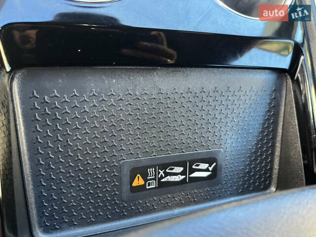 Червоний Шевроле Blazer EV, об'ємом двигуна 0 л та пробігом 17 тис. км за 31200 $, фото 10 на Automoto.ua