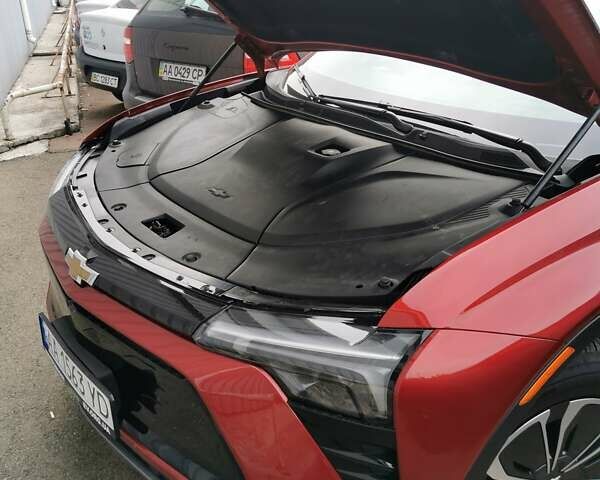 Шевроле Blazer EV 2024 в Киеве на Automoto.ua Красный Шевроле Blazer EV, объемом двигателя 0 л и пробегом 4 тыс. км за 32000 $, фото 10 на Automoto.ua