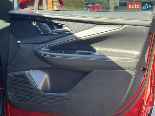 Червоний Шевроле Blazer EV, об'ємом двигуна 0 л та пробігом 17 тис. км за 31200 $, фото 20 на Automoto.ua