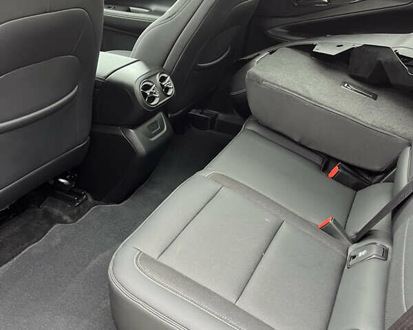 Шевроле Blazer EV, об'ємом двигуна 0 л та пробігом 9 тис. км за 20500 $, фото 8 на Automoto.ua