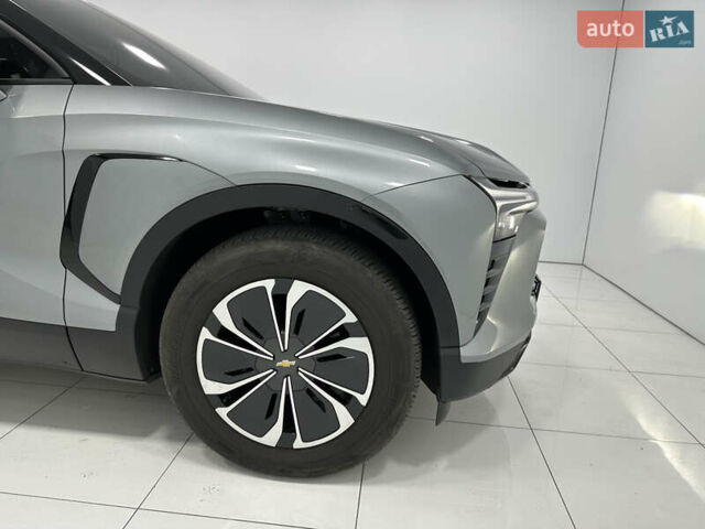 Шевроле Blazer EV, об'ємом двигуна 0 л та пробігом 1 тис. км за 31900 $, фото 8 на Automoto.ua