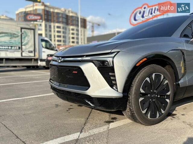 Серый Шевроле Blazer EV, объемом двигателя 0 л и пробегом 1 тыс. км за 33000 $, фото 12 на Automoto.ua