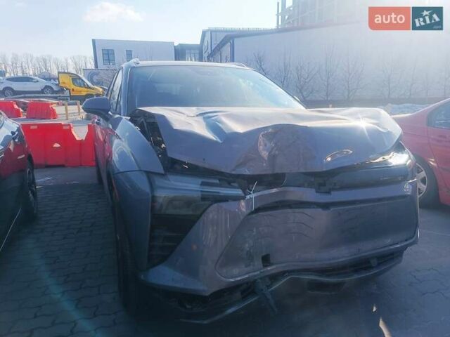 Серый Шевроле Blazer EV, объемом двигателя 0 л и пробегом 4 тыс. км за 15999 $, фото 3 на Automoto.ua