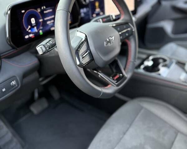 Серый Шевроле Blazer EV, объемом двигателя 0 л и пробегом 1 тыс. км за 33000 $, фото 31 на Automoto.ua
