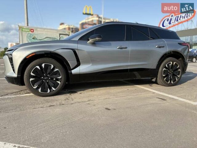 Серый Шевроле Blazer EV, объемом двигателя 0 л и пробегом 1 тыс. км за 33000 $, фото 11 на Automoto.ua