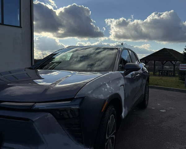 Серый Шевроле Blazer EV, объемом двигателя 0 л и пробегом 16 тыс. км за 26100 $, фото 26 на Automoto.ua