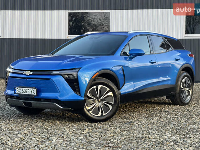 Синий Шевроле Blazer EV, объемом двигателя 0 л и пробегом 1 тыс. км за 29950 $, фото 6 на Automoto.ua