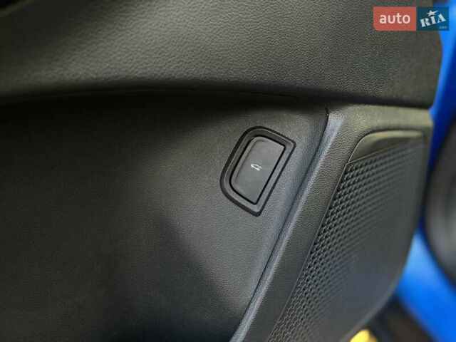 Синий Шевроле Blazer EV, объемом двигателя 0 л и пробегом 1 тыс. км за 29950 $, фото 37 на Automoto.ua