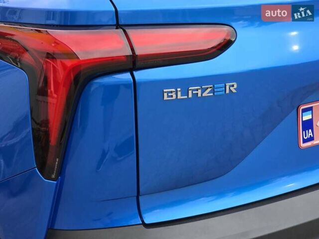 Синій Шевроле Blazer EV, об'ємом двигуна 0 л та пробігом 1 тис. км за 33000 $, фото 29 на Automoto.ua