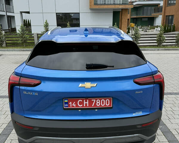 Синий Шевроле Blazer EV, объемом двигателя 0 л и пробегом 1 тыс. км за 26500 $, фото 10 на Automoto.ua
