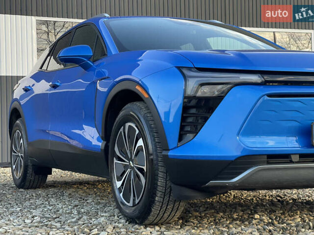 Синий Шевроле Blazer EV, объемом двигателя 0 л и пробегом 1 тыс. км за 29950 $, фото 16 на Automoto.ua