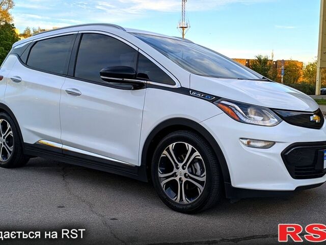 Белый Шевроле Bolt, объемом двигателя 0 л и пробегом 140 тыс. км за 14300 $, фото 6 на Automoto.ua