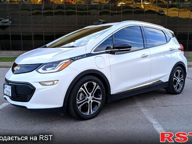 Білий Шевроле Bolt, об'ємом двигуна 0 л та пробігом 140 тис. км за 14300 $, фото 2 на Automoto.ua
