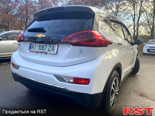 Белый Шевроле Bolt, объемом двигателя 0 л и пробегом 147 тыс. км за 12999 $, фото 4 на Automoto.ua