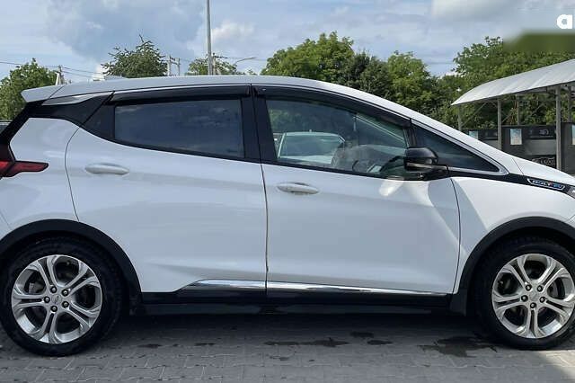 Білий Шевроле Bolt, об'ємом двигуна 0 л та пробігом 170 тис. км за 13799 $, фото 5 на Automoto.ua