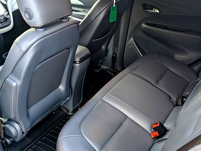 Белый Шевроле Bolt, объемом двигателя 0 л и пробегом 140 тыс. км за 14300 $, фото 9 на Automoto.ua