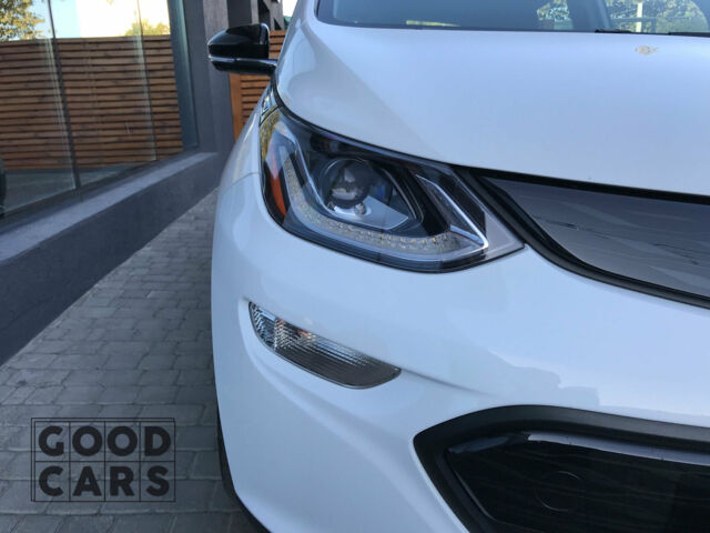 Білий Шевроле Bolt, об'ємом двигуна 0 л та пробігом 52 тис. км за 26799 $, фото 6 на Automoto.ua