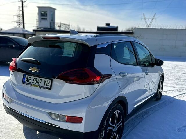 Білий Шевроле Bolt, об'ємом двигуна 0.15 л та пробігом 85 тис. км за 19500 $, фото 3 на Automoto.ua