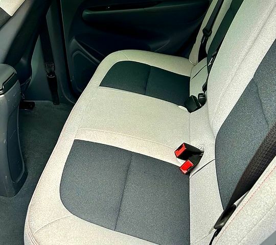 Белый Шевроле Bolt, объемом двигателя 0 л и пробегом 74 тыс. км за 18300 $, фото 6 на Automoto.ua