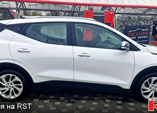 Белый Шевроле Bolt, объемом двигателя 0 л и пробегом 100 тыс. км за 17500 $, фото 1 на Automoto.ua