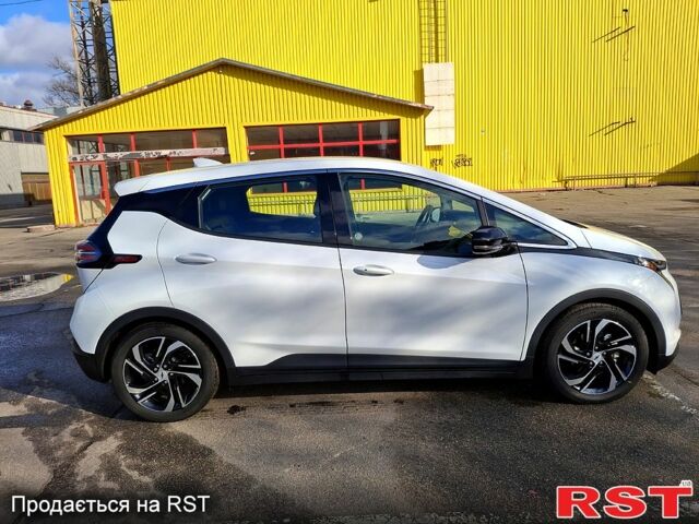 Білий Шевроле Bolt, об'ємом двигуна 0 л та пробігом 39 тис. км за 21950 $, фото 5 на Automoto.ua