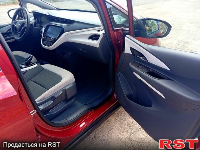 Червоний Шевроле Bolt, об'ємом двигуна 0 л та пробігом 67 тис. км за 14800 $, фото 3 на Automoto.ua