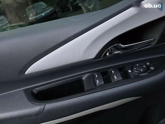 Шевроле Bolt, объемом двигателя 4.25 л и пробегом 76 тыс. км за 15700 $, фото 25 на Automoto.ua
