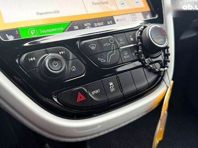 Шевроле Bolt, объемом двигателя 14.86 л и пробегом 112 тыс. км за 14190 $, фото 25 на Automoto.ua