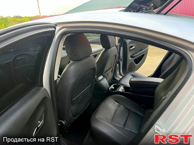 Серый Шевроле Bolt, объемом двигателя 1.4 л и пробегом 177 тыс. км за 9800 $, фото 4 на Automoto.ua