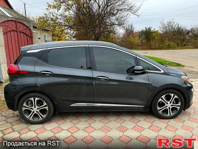 Сірий Шевроле Bolt, об'ємом двигуна 0 л та пробігом 76 тис. км за 13000 $, фото 1 на Automoto.ua