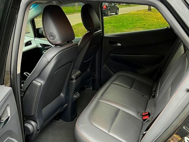 Сірий Шевроле Bolt, об'ємом двигуна 0 л та пробігом 76 тис. км за 13000 $, фото 11 на Automoto.ua