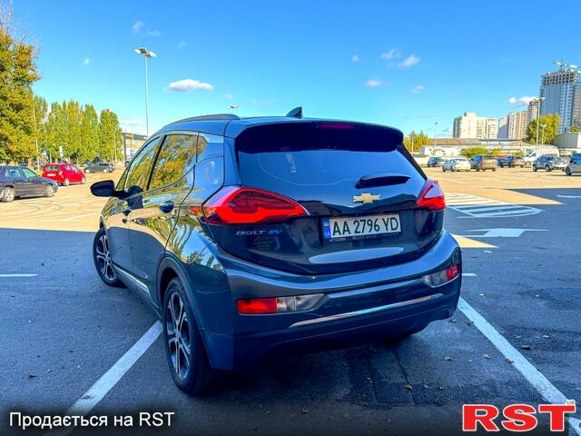 Серый Шевроле Bolt, объемом двигателя 0 л и пробегом 55 тыс. км за 18500 $, фото 6 на Automoto.ua