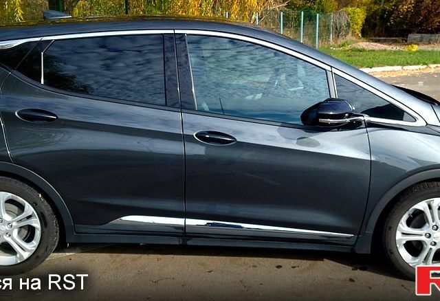 Сірий Шевроле Bolt, об'ємом двигуна 0 л та пробігом 82 тис. км за 15500 $, фото 1 на Automoto.ua