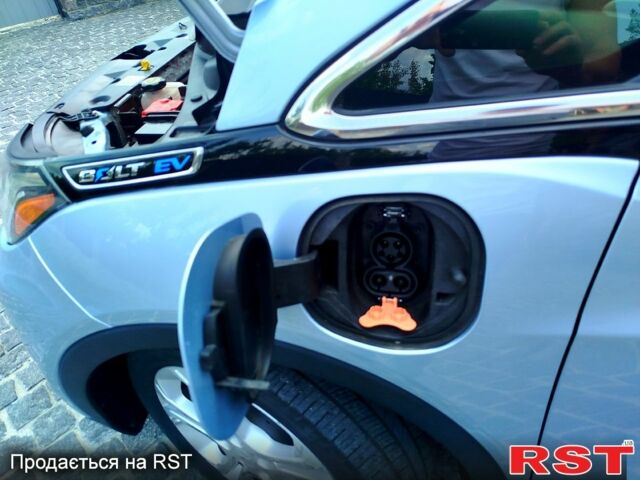 Синий Шевроле Bolt, объемом двигателя 0 л и пробегом 21 тыс. км за 15500 $, фото 4 на Automoto.ua