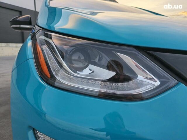 Синий Шевроле Bolt, объемом двигателя 1 л и пробегом 82 тыс. км за 16490 $, фото 2 на Automoto.ua